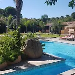 Aparthotel Village 3*
