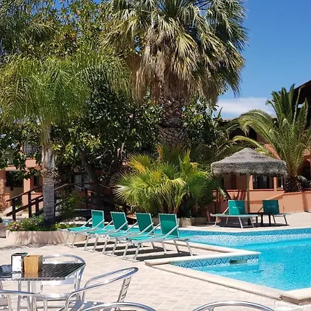 Village 3* Villasimius