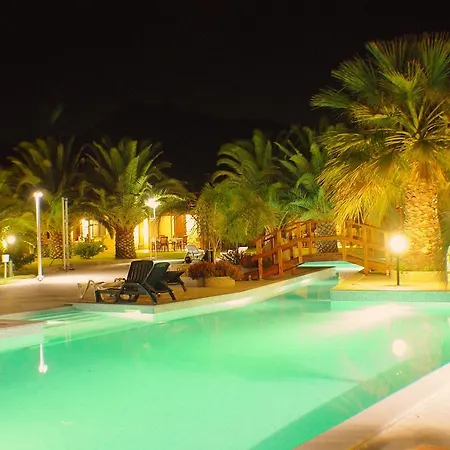 Ξενοδοχείο με διαμερίσματα Village Villasimius