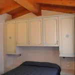 Village מלון דירות 3*