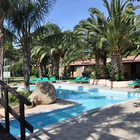 Apartahotel Village